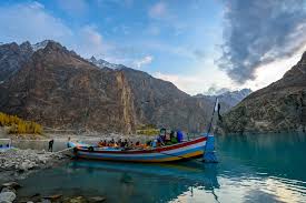 Some Beautiful Places To Visit In Pakistan
